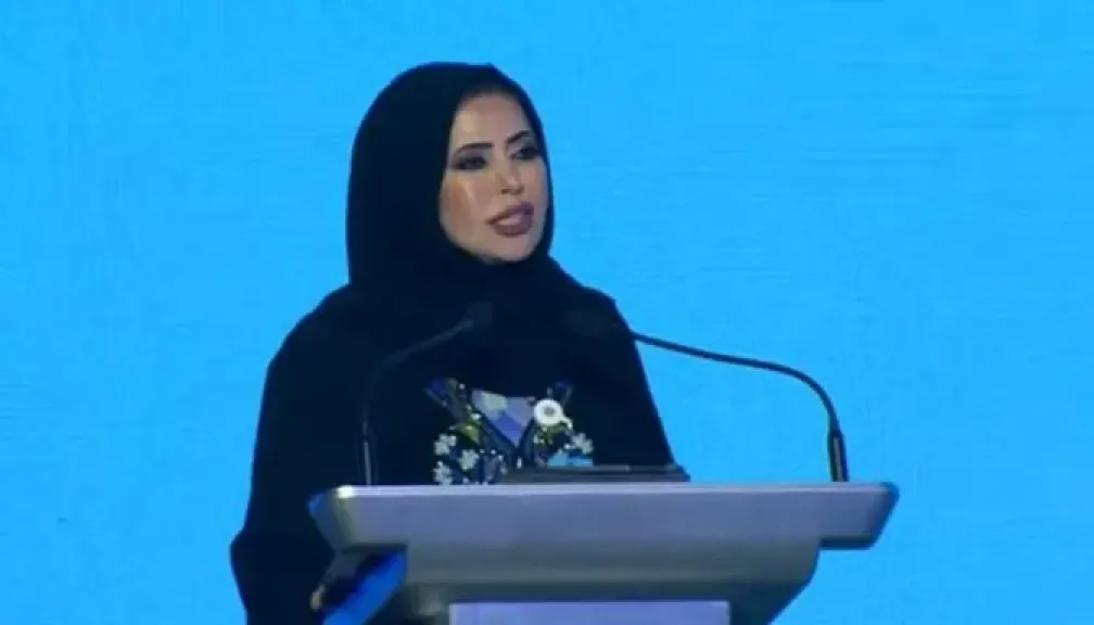 باحثة إماراتية تكشف الأهداف الحقيقية وراء تلويح طهران بإغلاق باب المندب
